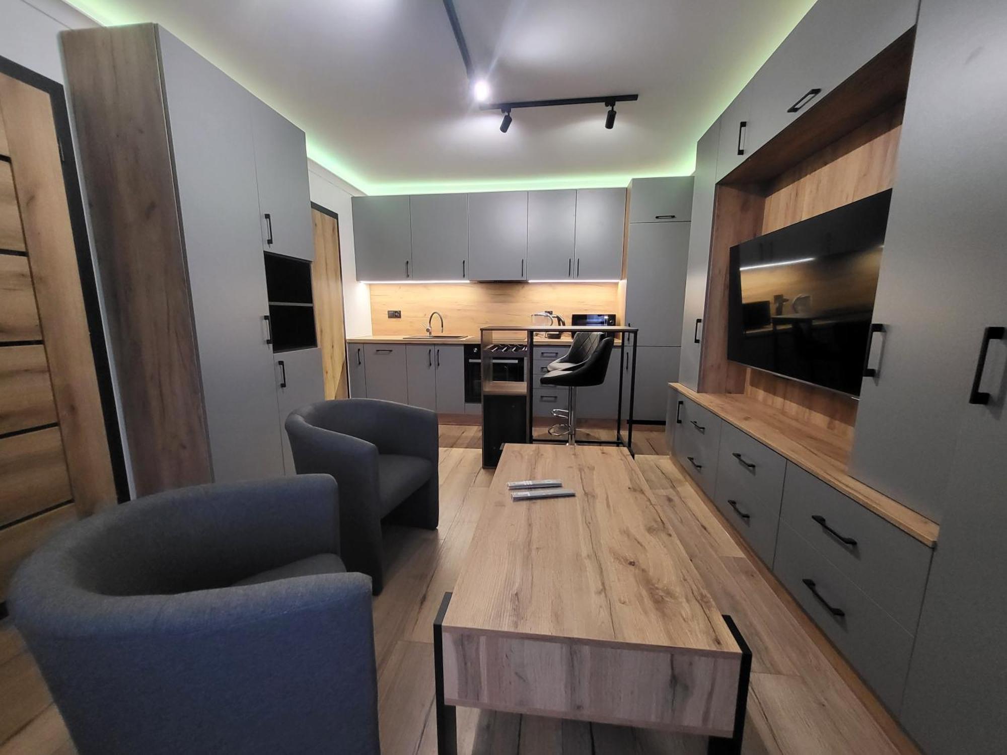 Handy Apartamenty - Mieszkania Na Doby W Centrum Rzeszowa Buitenkant foto